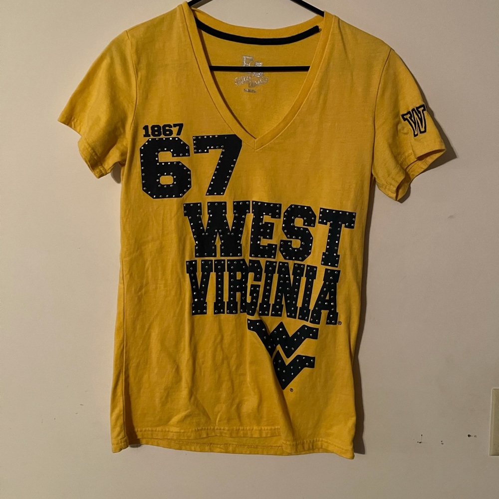WVU tshirt